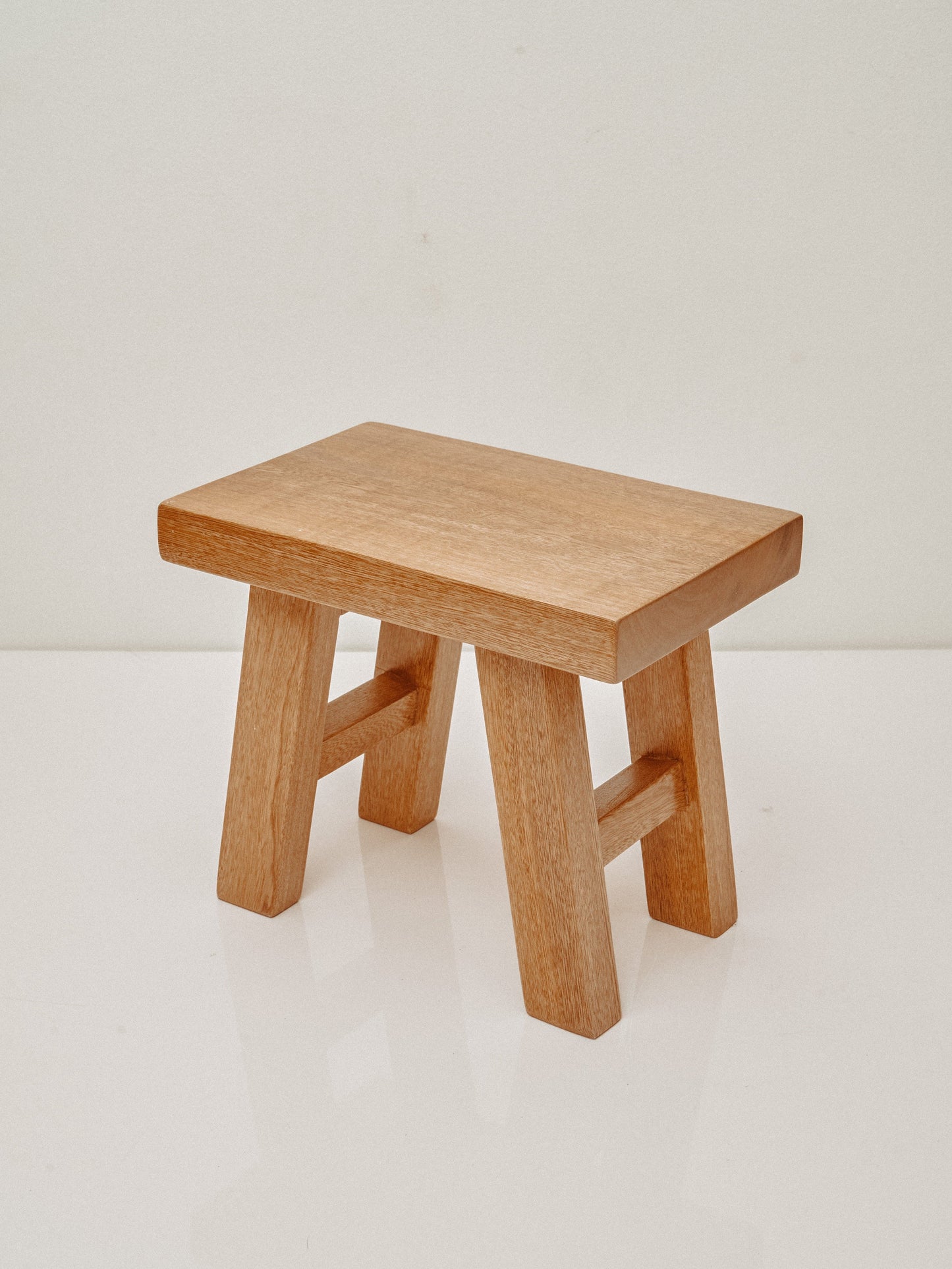 Butaco Madera Pinocho